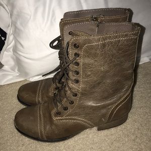 Steve Madden Shoes - Steve Madden Grey Combat Boots - Women size 7.5 Steve Madden Shoes - Steve Madden Grey Combat Boots - Women size 7.5